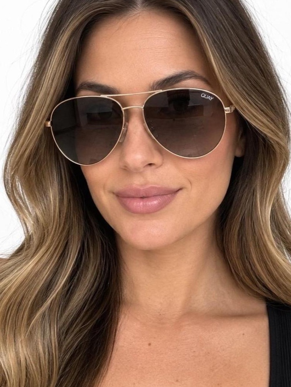 QUAY Vivienne Sunglasses Gold Frame Grey Lens Oversized Aviator Unisex NWT